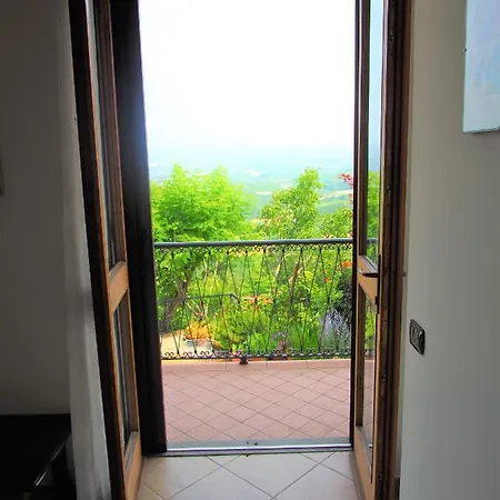 Lägenhet La Vigna Del Parroco Verduno