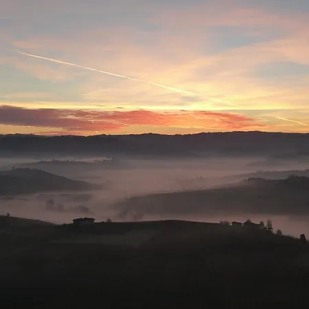 La Vigna Del Parroco Lägenhet Verduno